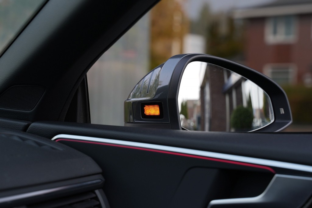 AUDI-S5-Cabrio 3.0 TFSI Quattro