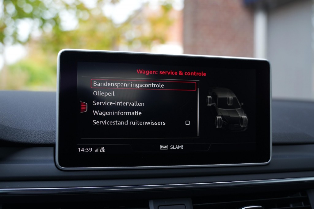 AUDI-S5-Cabrio 3.0 TFSI Quattro