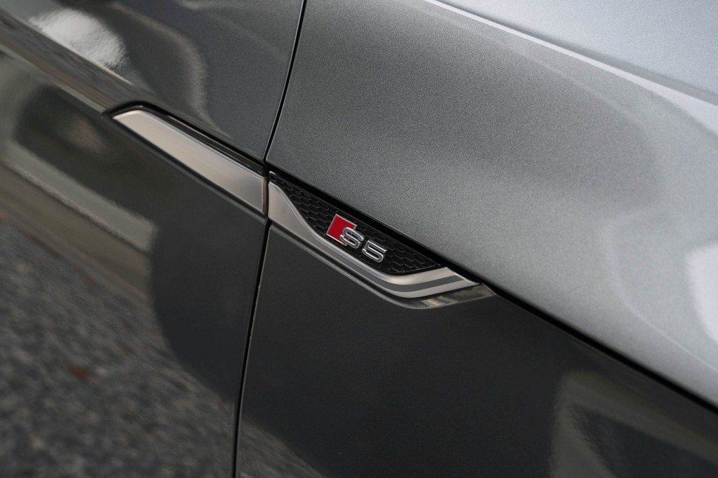 AUDI-S5-Cabrio 3.0 TFSI Quattro