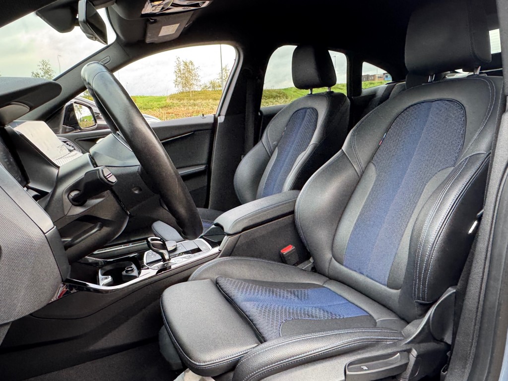 BMW-2-SERIE GRAN COUPE-218i M-SPORT AUT. HALF-LEER NAVI CAMERA CARPLAY TREKHAAK AIRCO LMV