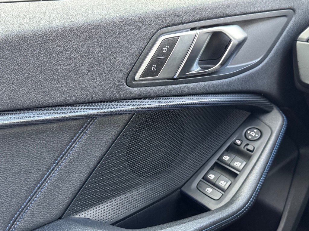 BMW-2-SERIE GRAN COUPE-218i M-SPORT AUT. HALF-LEER NAVI CAMERA CARPLAY TREKHAAK AIRCO LMV