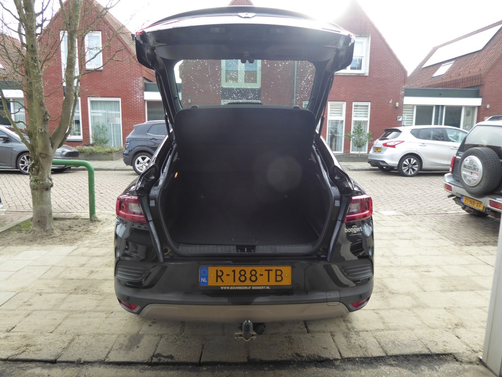 RENAULT-ARKANA-1.6 E-Tech Hybrid 145 Intens