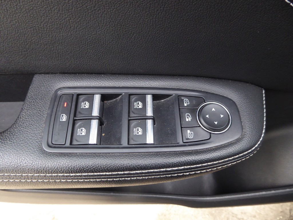 RENAULT-ARKANA-1.6 E-Tech Hybrid 145 Intens