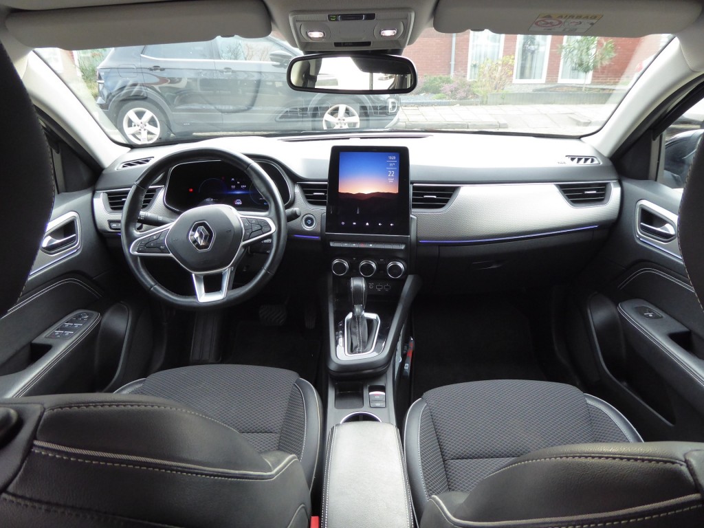 RENAULT-ARKANA-1.6 E-Tech Hybrid 145 Intens