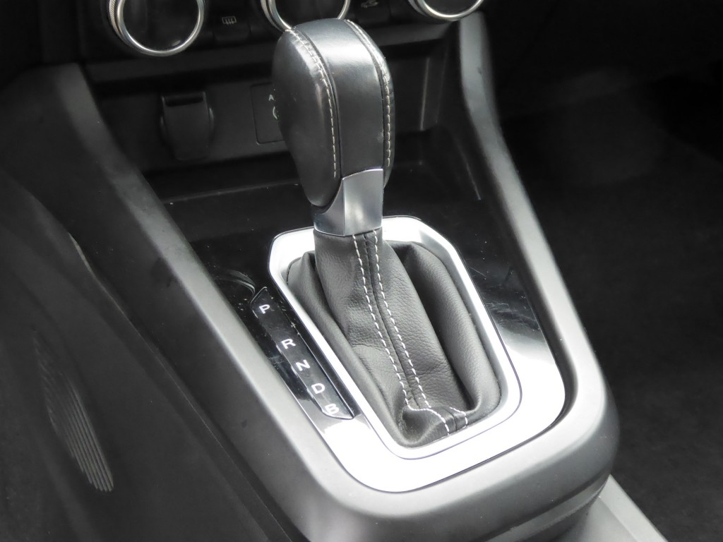 RENAULT-ARKANA-1.6 E-Tech Hybrid 145 Intens