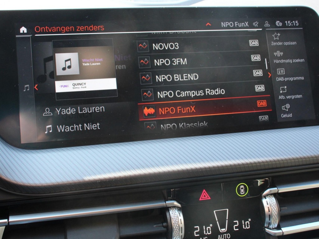 BMW-1-SERIE-118i Automaat High Executive   Navigatie   Apple Carplay/Android Auto   Parkeersensoren   Virtual Cockpit   Stoelverwarming   Cr