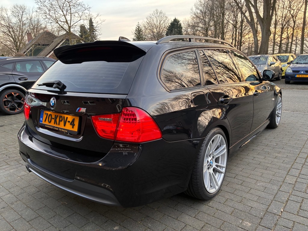 BMW-3-SERIE-318I M-SPORT! ZEER NETTE AUTO!