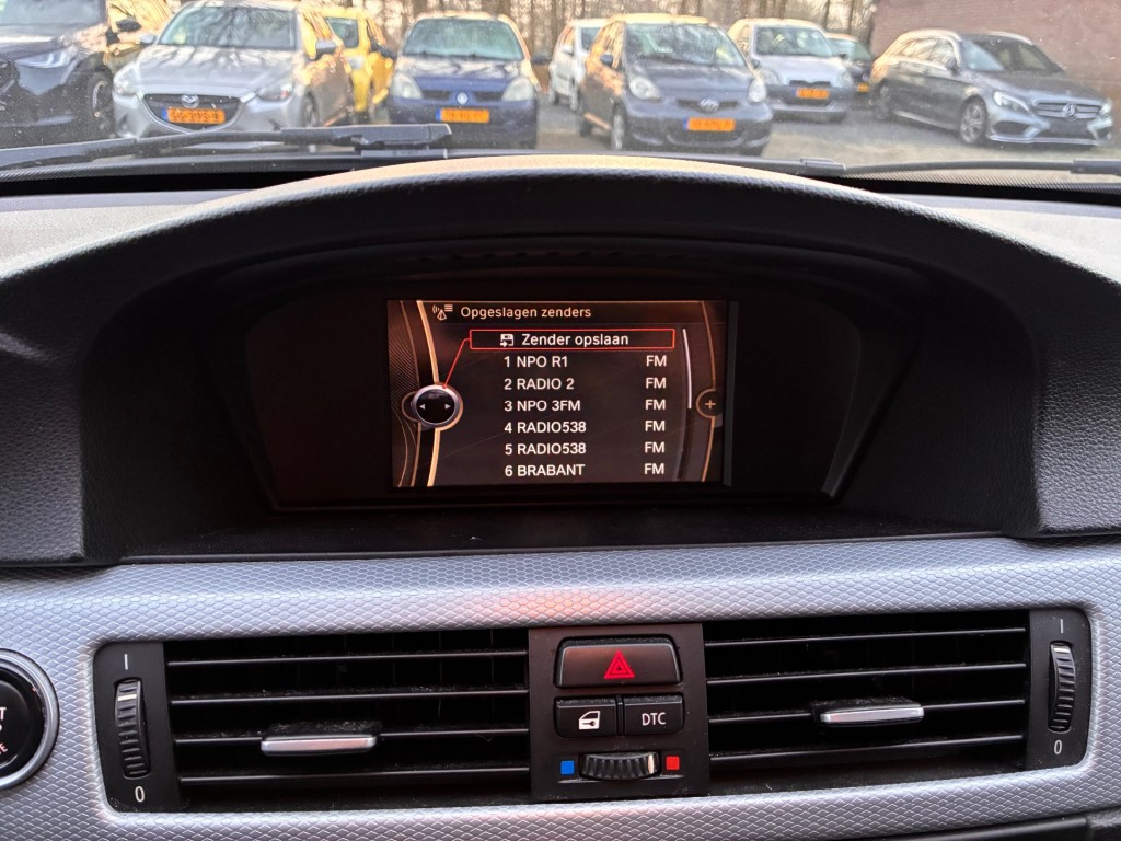 BMW-3-SERIE-318I M-SPORT! ZEER NETTE AUTO!