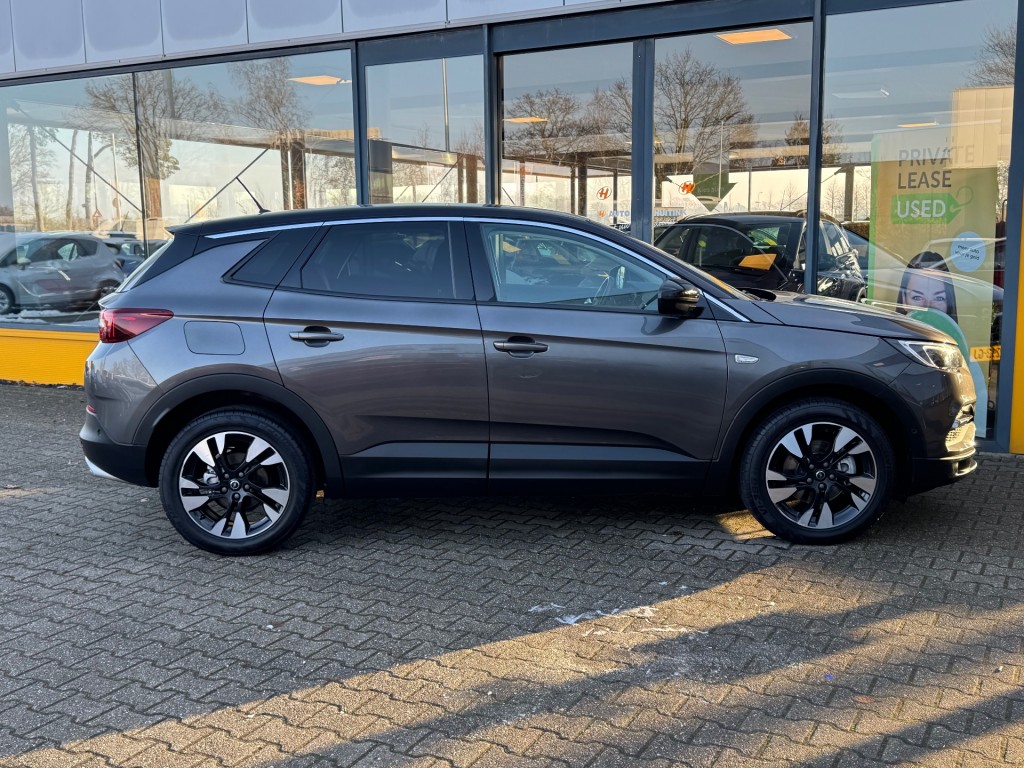 OPEL-GRANDLAND X-1.2 Turbo Edition 130pk - camera - navi - stuur verwarming