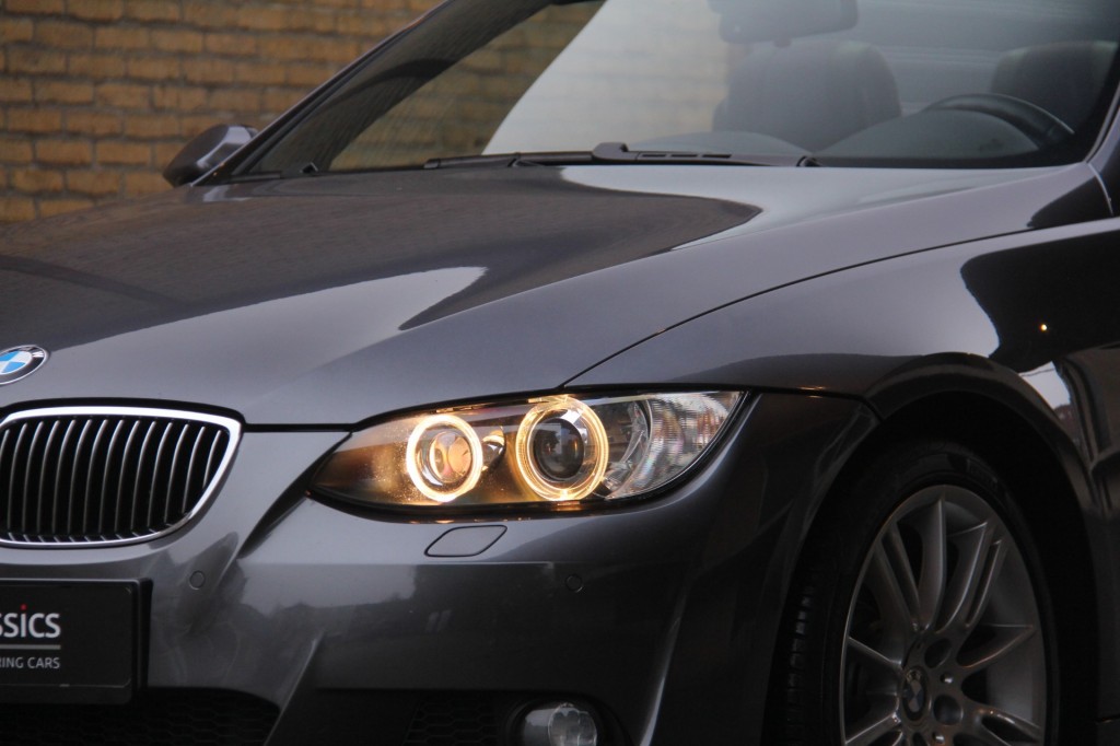 BMW-3-SERIE-330i High. Ex. M pakket Automaat / top staat / volledige historie