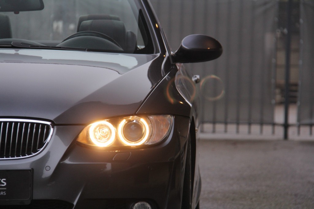 BMW-3-SERIE-330i High. Ex. M pakket Automaat / top staat / volledige historie