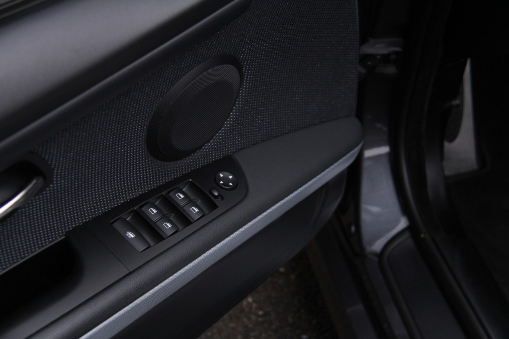 BMW-3-SERIE-330i High. Ex. M pakket Automaat / top staat / volledige historie