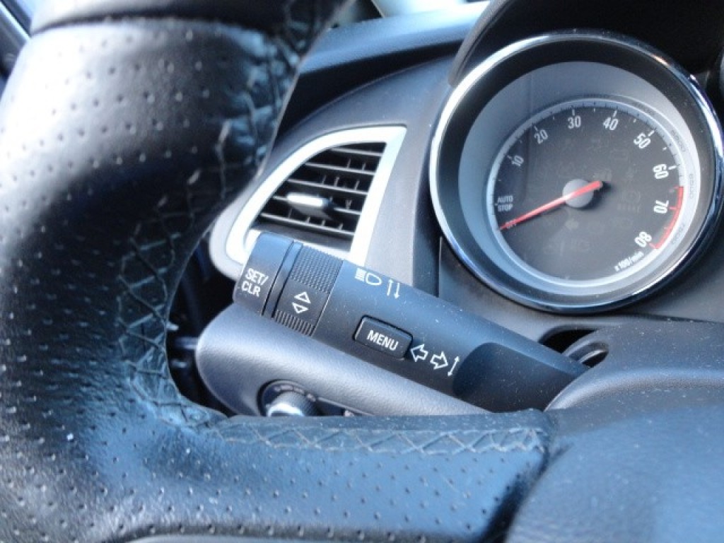 OPEL-ASTRA-1.4 Turbo Sport140PK Navi ,Pdc V-A ,Lmv