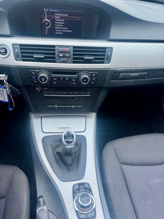 BMW-3-SERIE-320i High Exe CLIMA NAVI PANO RIJDT GOED APK 8-2026