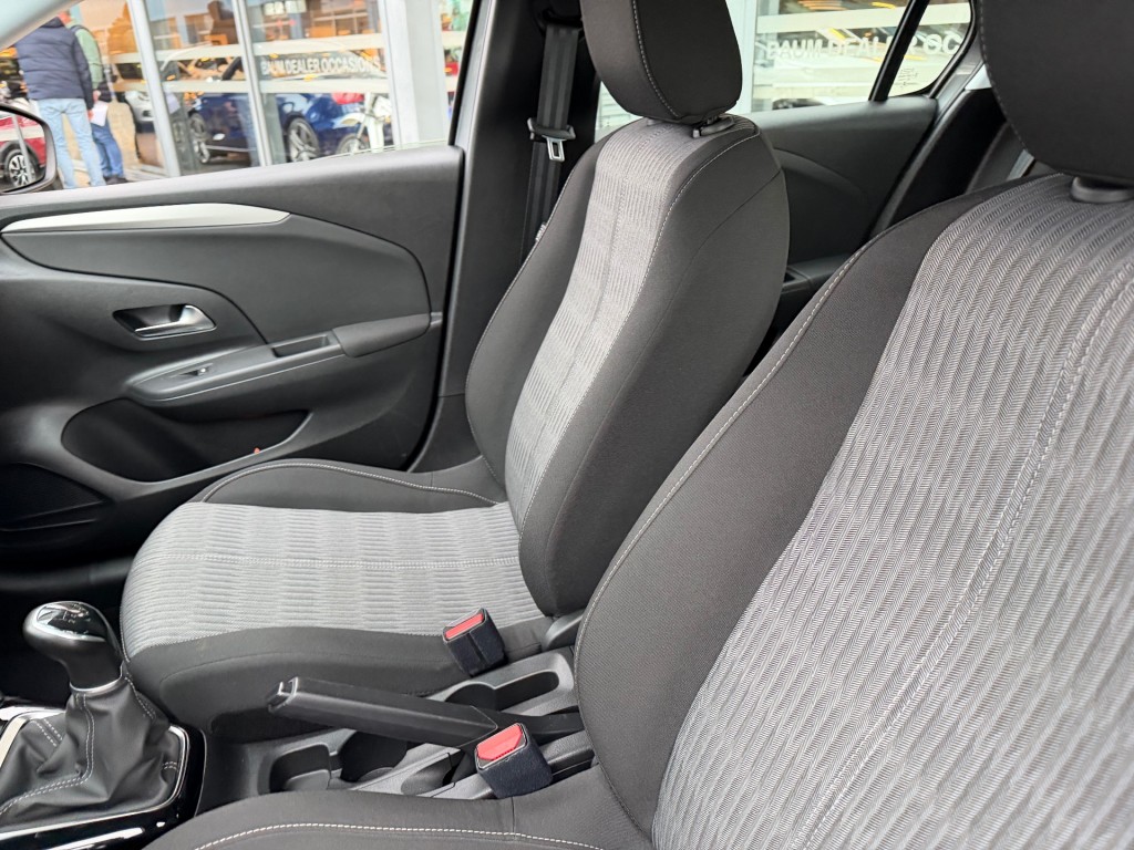 OPEL-CORSA-1.2 EDITION NAVI AIRCO CRUISE CONTROL