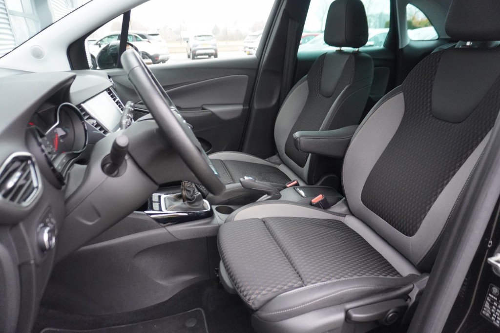 OPEL-CROSSLAND X-1.2 Turbo 110pk Innovation / Camera / Stoel- en stuurverwarming / Navi