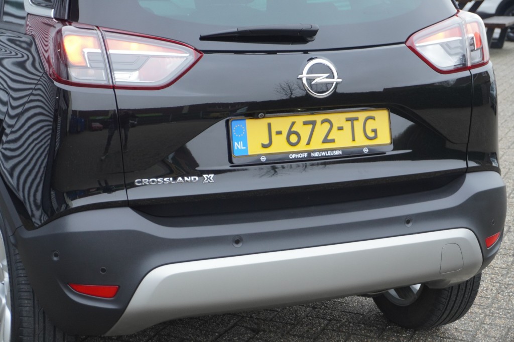 OPEL-CROSSLAND X-1.2 Turbo 110pk Innovation / Camera / Stoel- en stuurverwarming / Navi