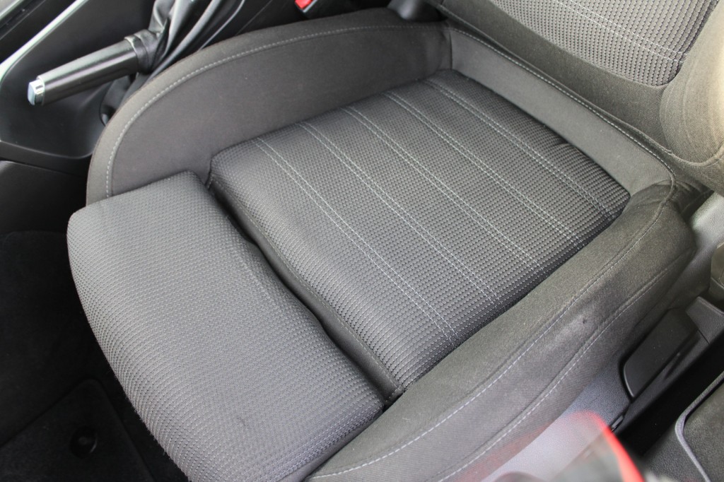 OPEL-INSIGNIA-1.6 T 179pk Sport 4-drs ECC/Cruise/PDC/Bluetooth/Trekhaak