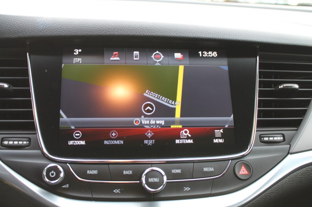 OPEL-ASTRA-EDITION CRUISE NAVI STUURVERWARMING STOELVERWARMING