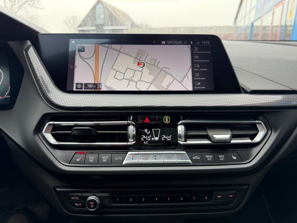 BMW-1-SERIE-118I 140pk Automaat Panodak Navi Camera Leer Led Airco(ECC)