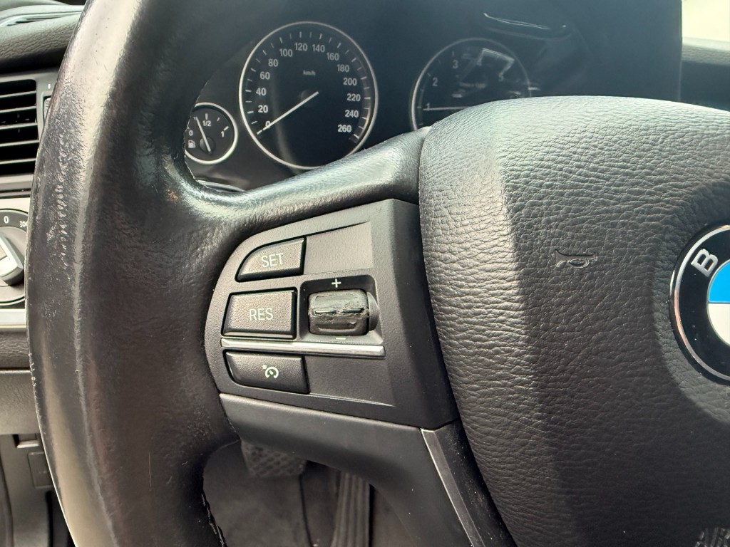 BMW-X3-sDrive20i High Exe,SportLeer,Xenon,Elekt Trekhk,NaviPro,Dealer OH,Stoelverw