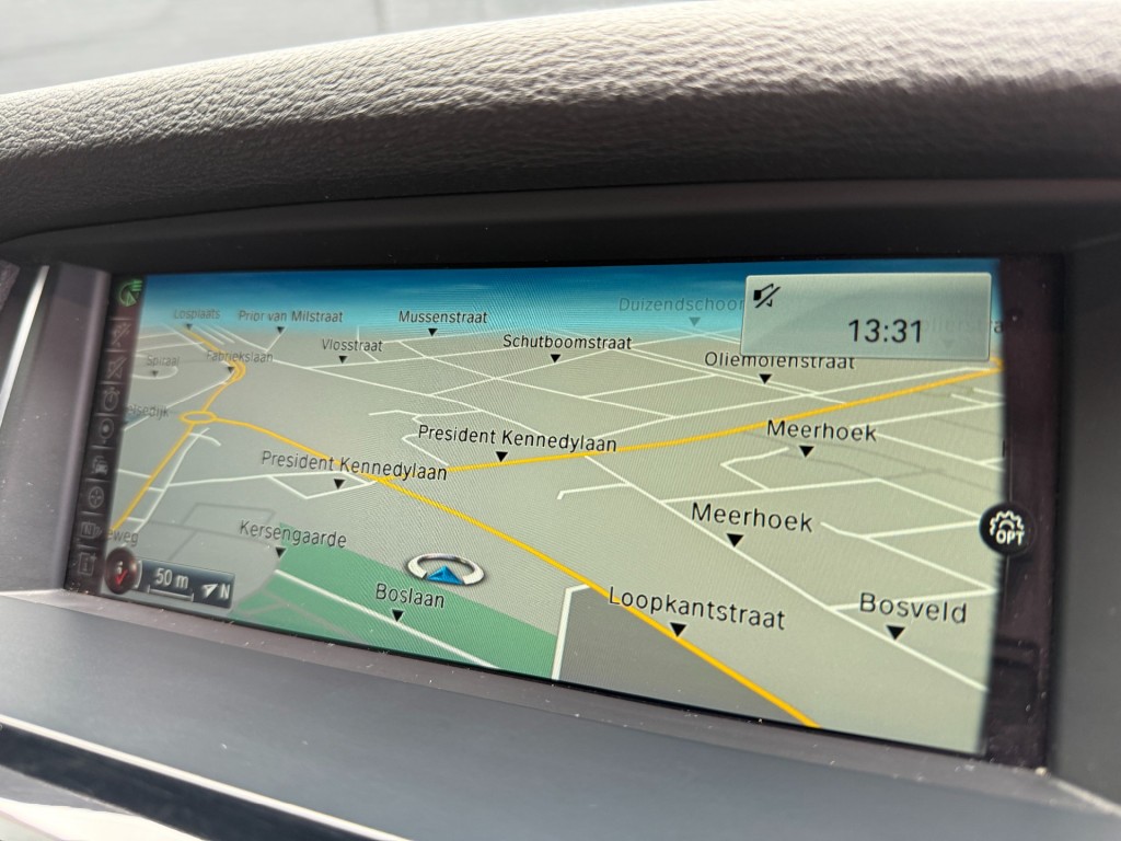 BMW-X3-sDrive20i High Exe,SportLeer,Xenon,Elekt Trekhk,NaviPro,Dealer OH,Stoelverw