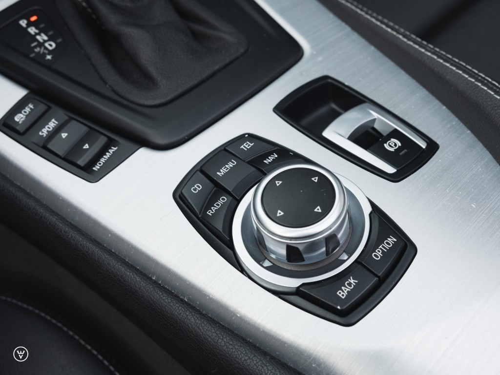 BMW-Z4-Roadster sDrive23i Aut. - Sportst/Navi