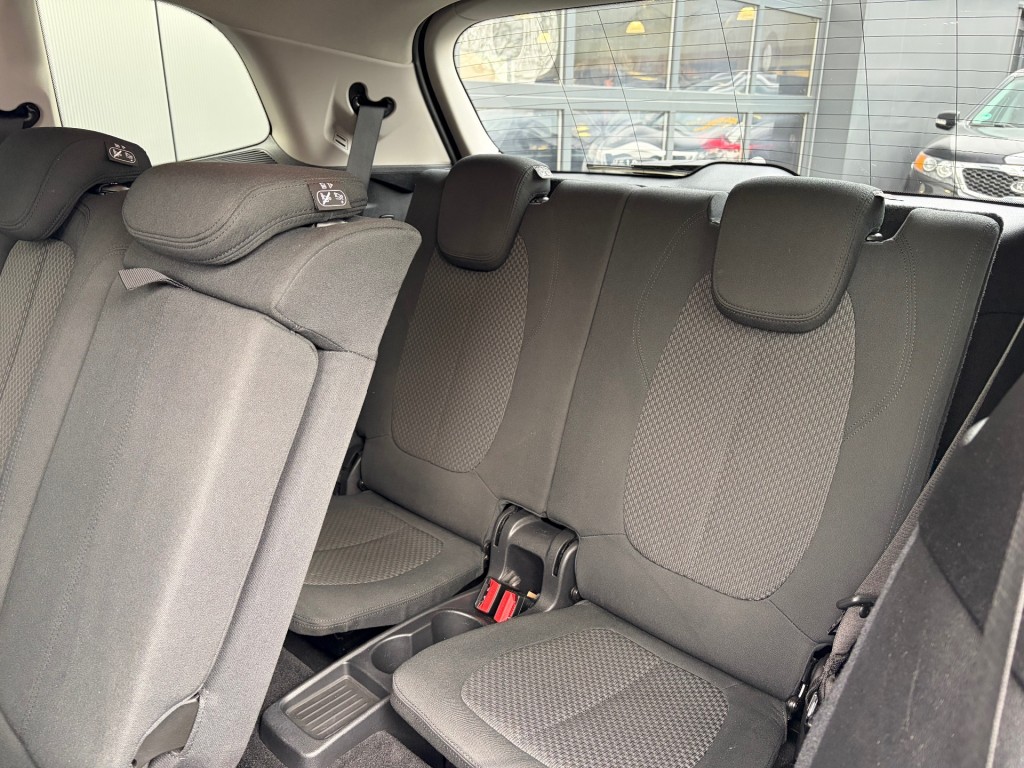 BMW-2-SERIE GRAN TOURER-218i Aut. Facelift 7-Persoons ACC Camera Fileassistent Memory Trekhaak