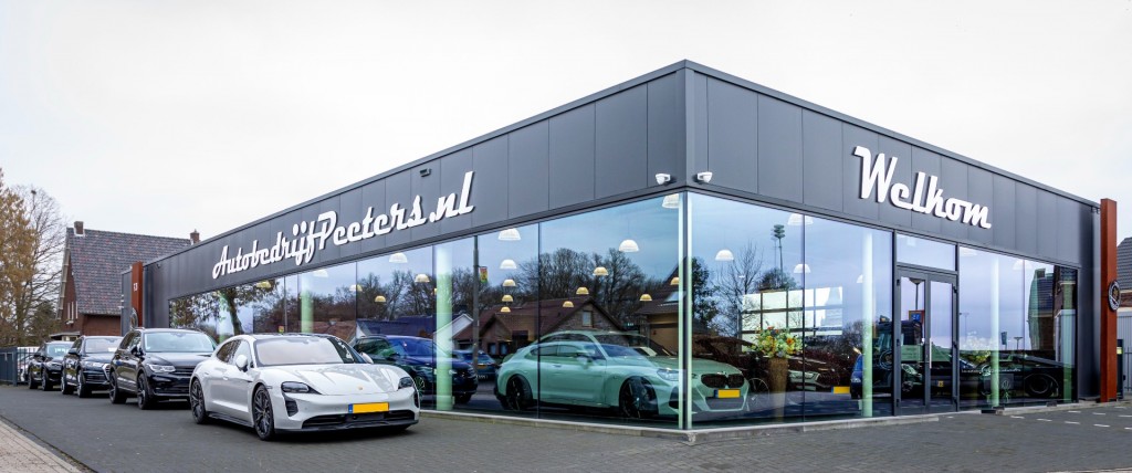 BMW-2-SERIE GRAN TOURER-218i Aut. Facelift 7-Persoons ACC Camera Fileassistent Memory Trekhaak