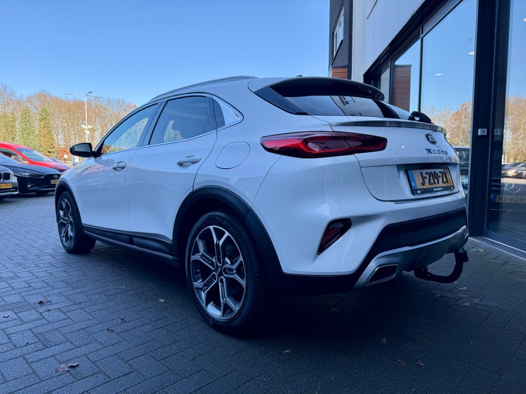 KIA-XCEED-1.6 GDI PHEV Executive,Full Options!,Schuifdak,Stoelkoel/verw,Memory,Leer,LED,