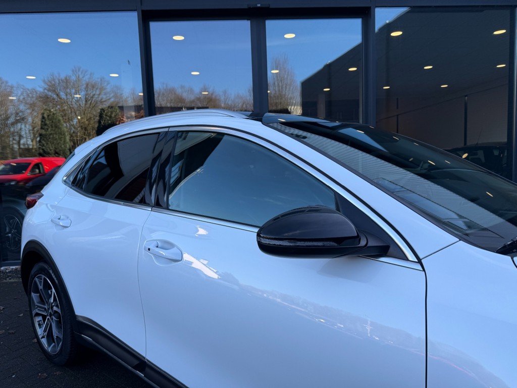 KIA-XCEED-1.6 GDI PHEV Executive,Full Options!,Schuifdak,Stoelkoel/verw,Memory,Leer,LED,