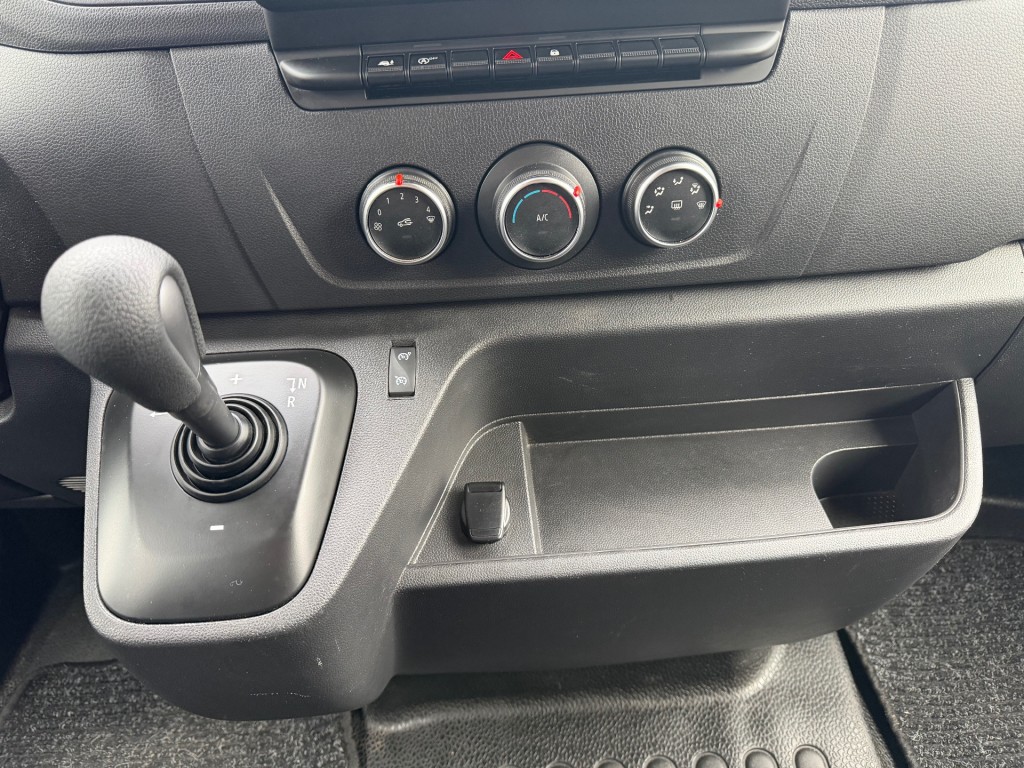 OPEL-MOVANO-2.3 TURBO 150PK Automaat L3H2 / Navi / Airco / Cruise