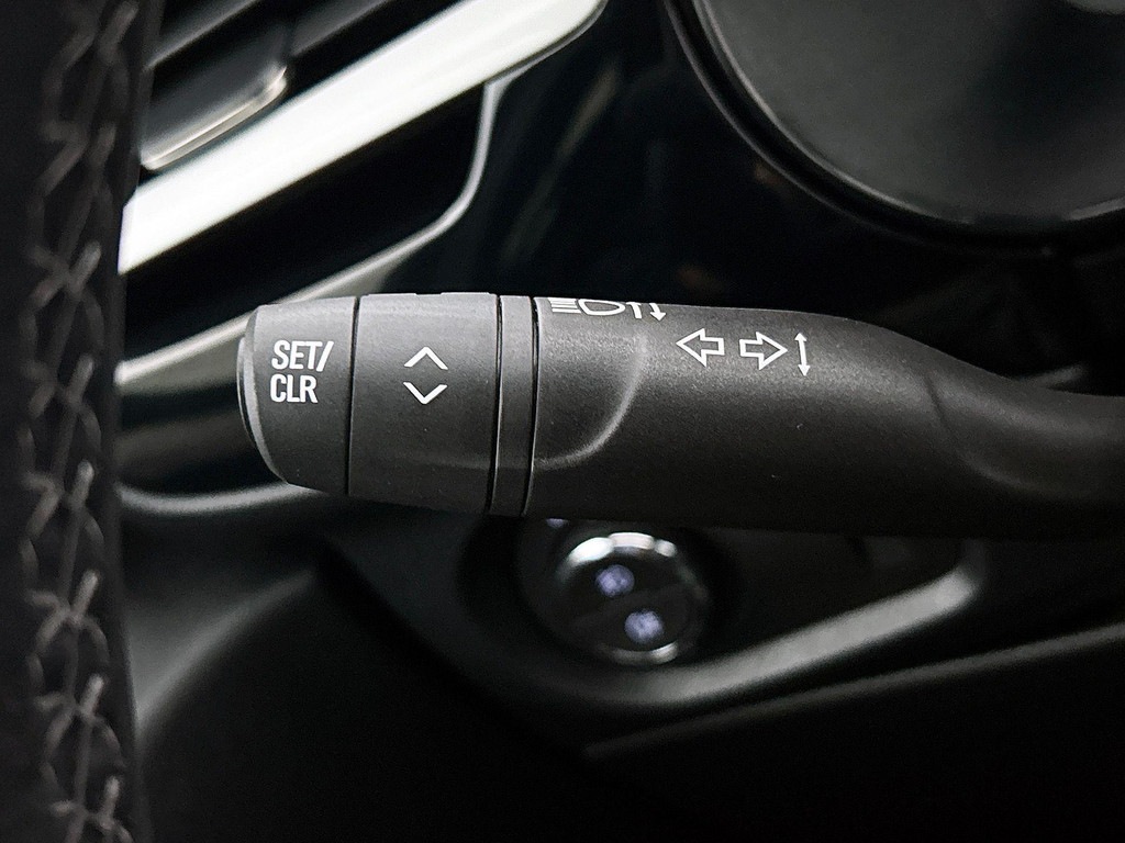 OPEL-CORSA-1.2 Turbo 136pk Automaat Hybrid GS   DEMO !   Navigatie   Apple Carplay/ Android Auto   Camera   Parkeersensoren   Cruise Contro