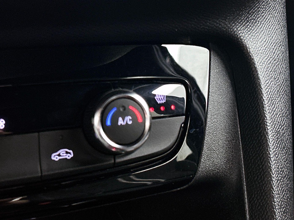 OPEL-CORSA-1.2 Turbo 136pk Automaat Hybrid GS   DEMO !   Navigatie   Apple Carplay/ Android Auto   Camera   Parkeersensoren   Cruise Contro