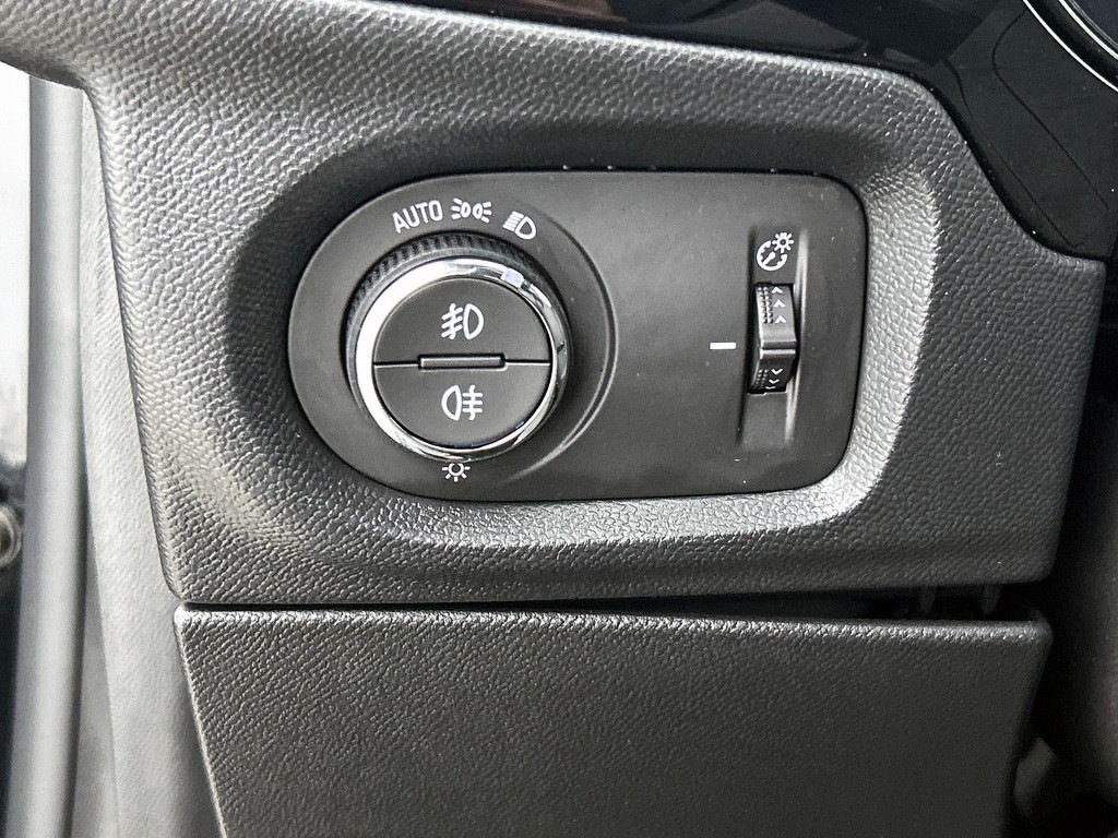 OPEL-CORSA-1.2 Turbo 136pk Automaat Hybrid GS   DEMO !   Navigatie   Apple Carplay/ Android Auto   Camera   Parkeersensoren   Cruise Contro