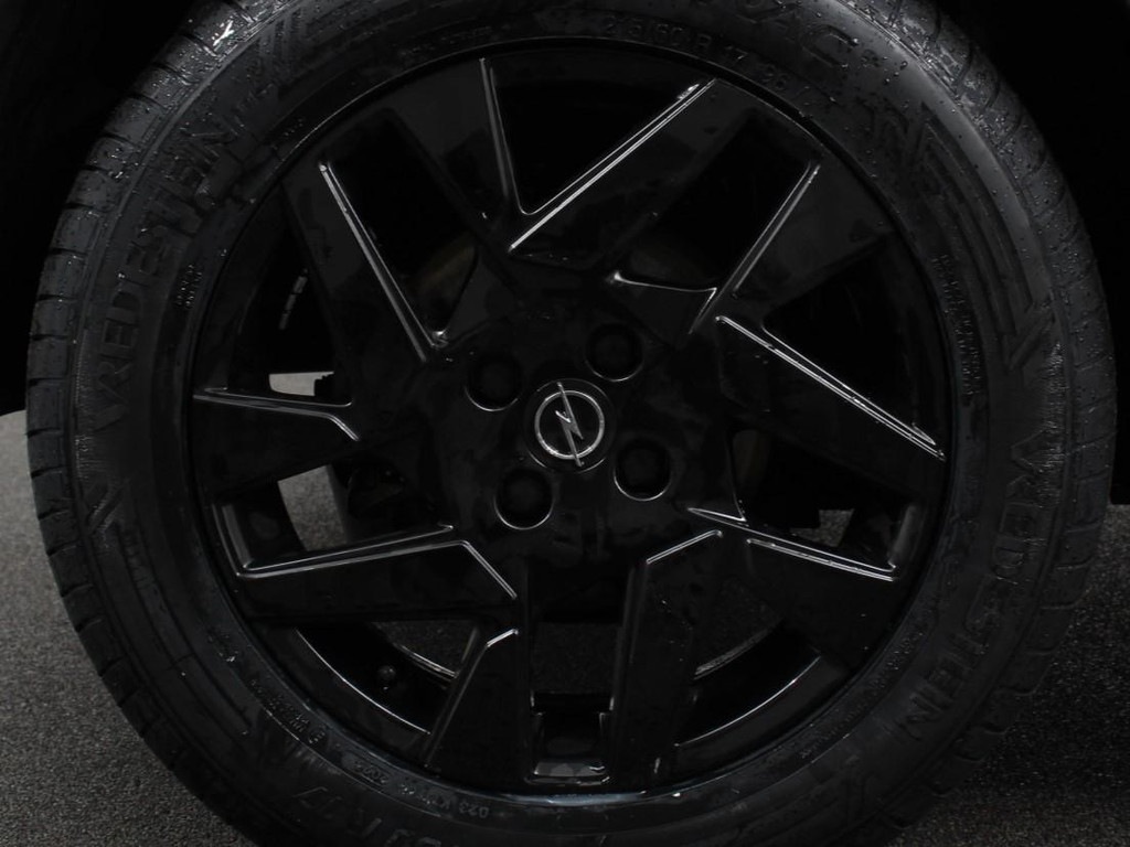 OPEL-MOKKA-E-Ultimate 50-kWh   Navigatie   Apple Carplay/Android Auto   Adaptive Cruise Control   Parkeersensoren   Camera   Stoel-en stuurwi