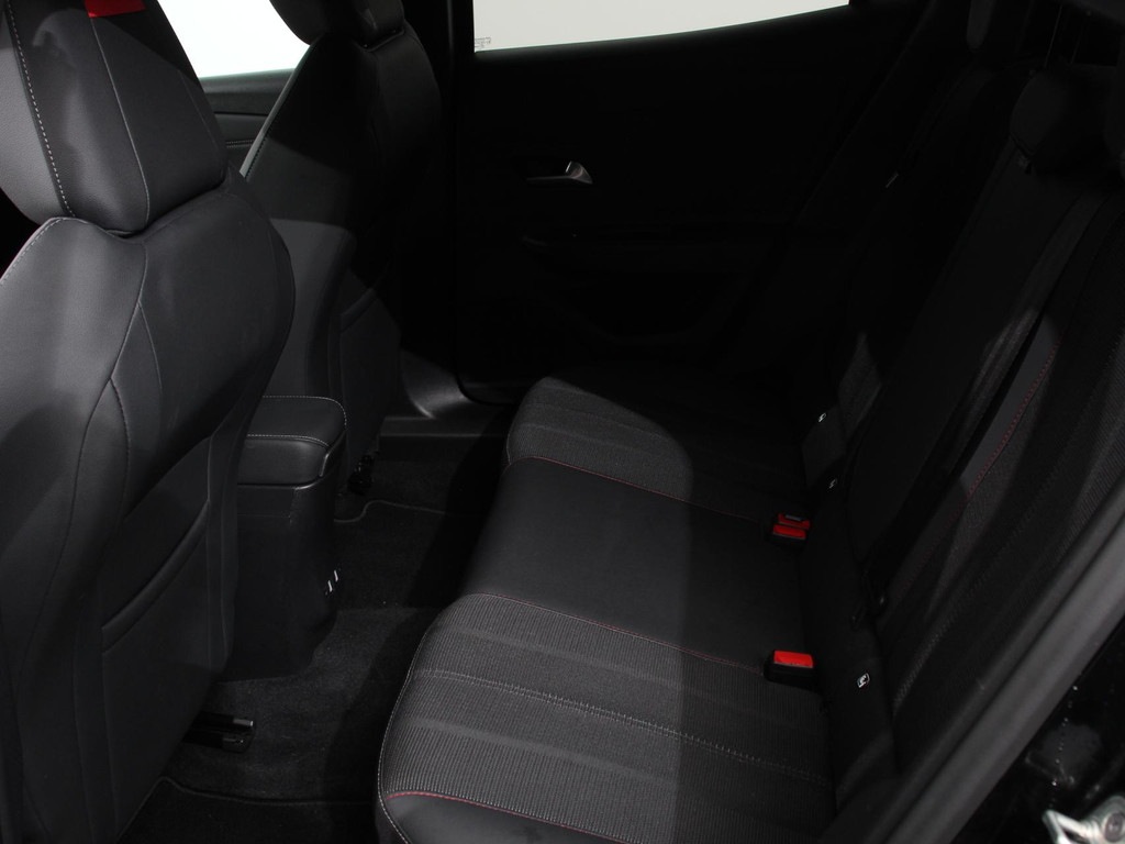 OPEL-MOKKA-E-Ultimate 50-kWh   Navigatie   Apple Carplay/Android Auto   Adaptive Cruise Control   Parkeersensoren   Camera   Stoel-en stuurwi