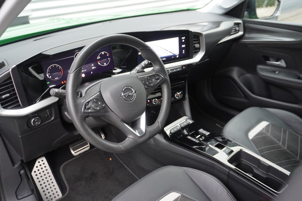 OPEL-MOKKA-1.2 Turbo Ultimate Automaat / 1e eig. / Stoelverwarming / Camera / Adaptive Cruise