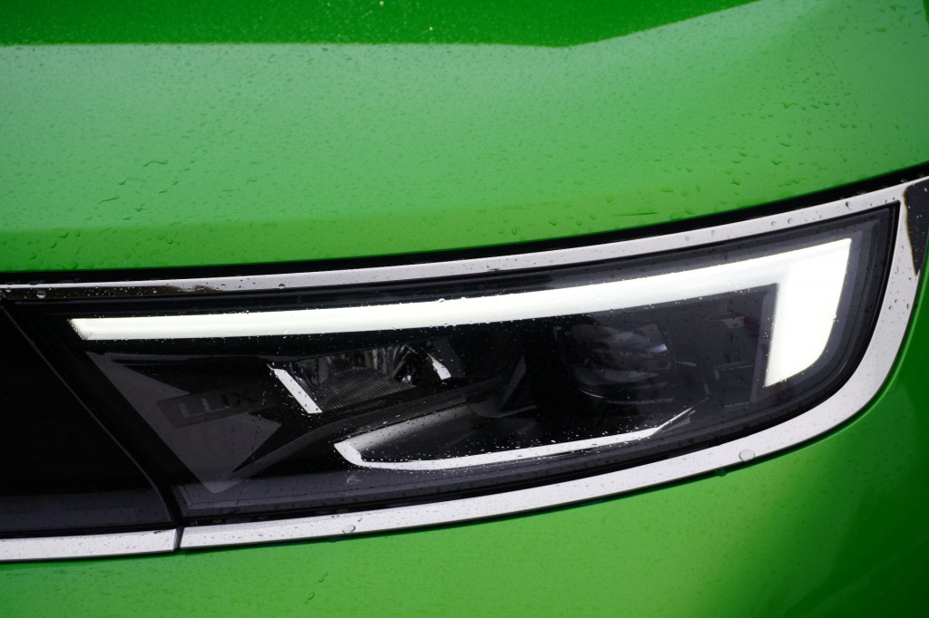 OPEL-MOKKA-1.2 Turbo Ultimate Automaat / 1e eig. / Stoelverwarming / Camera / Adaptive Cruise