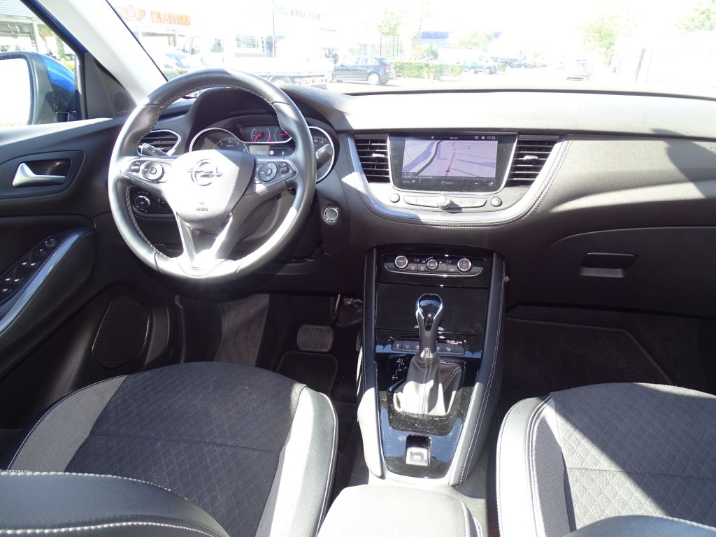 OPEL-GRANDLAND X-1.2 TURBO BNS EXEC-131Pk-Automaat-Clima-Media app-Carplay-Pdc-Navi