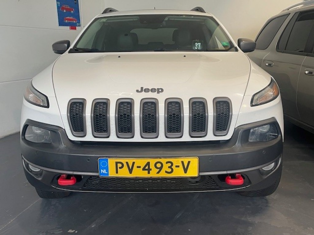 JEEP-CHEROKEE-3.2 V6 272 pk AWD