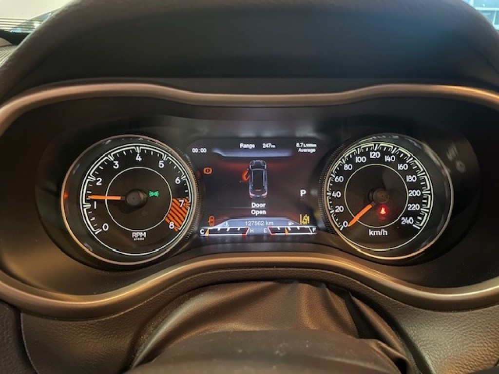 JEEP-CHEROKEE-3.2 V6 272 pk AWD