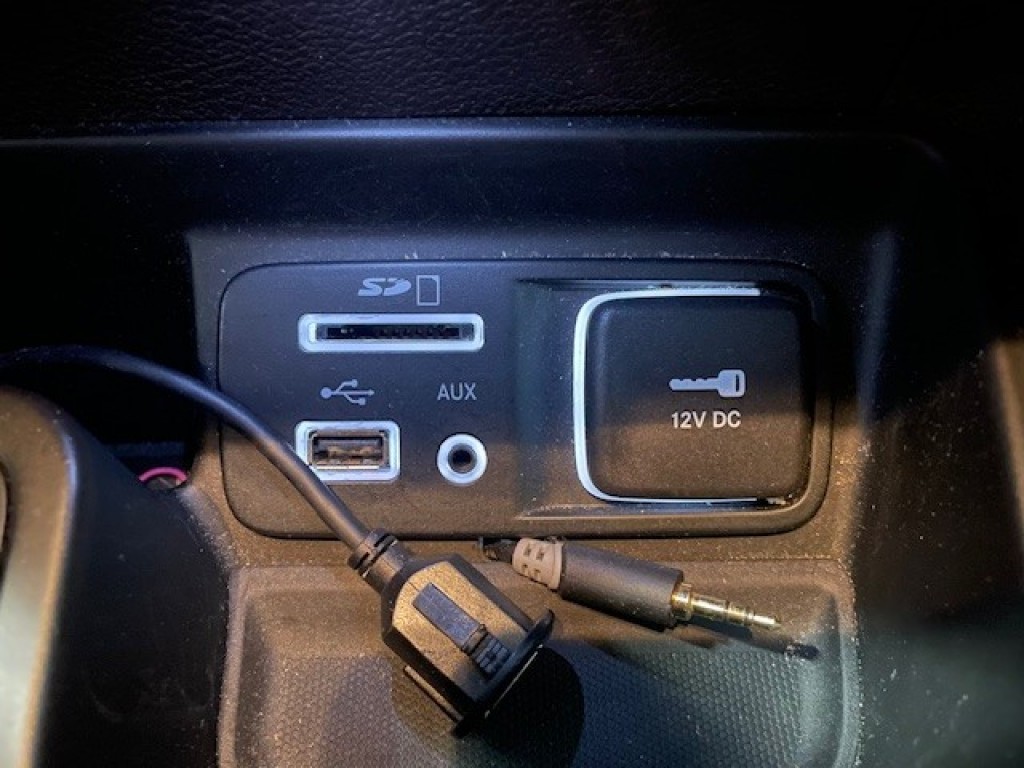 JEEP-CHEROKEE-3.2 V6 272 pk AWD