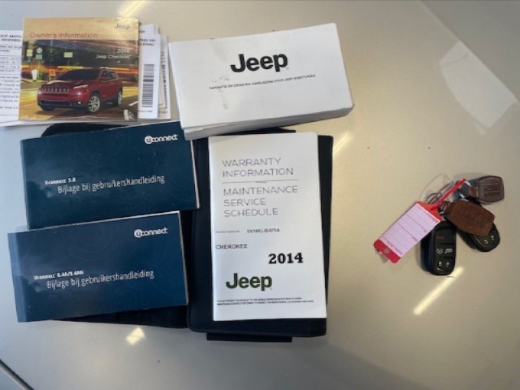 JEEP-CHEROKEE-3.2 V6 272 pk AWD