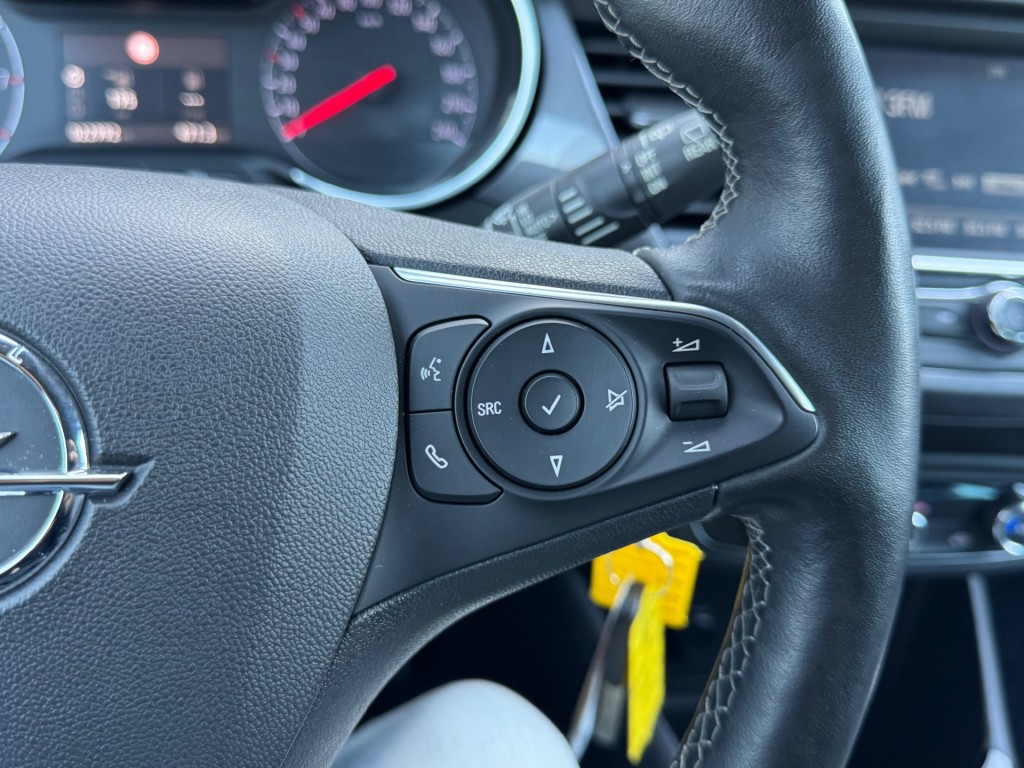 OPEL-CROSSLAND-1.2 T 130 pk Elegance - LED - Camera