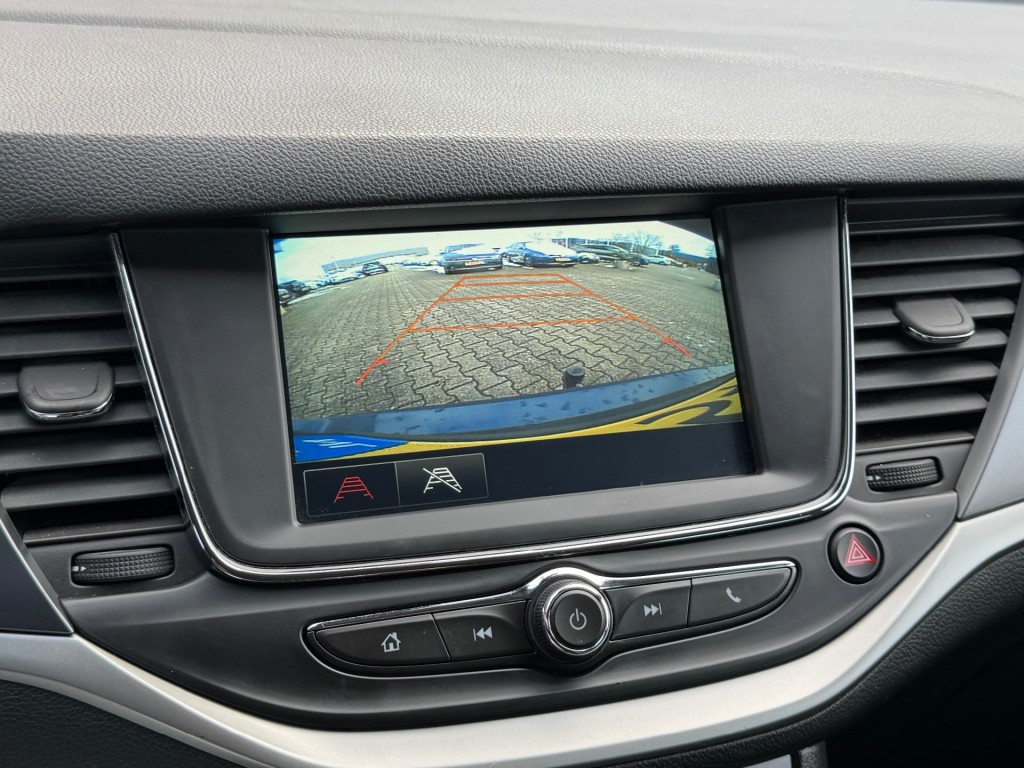 OPEL-ASTRA-1.2 Blitz Edition - 1e eig - camera - trekhaak