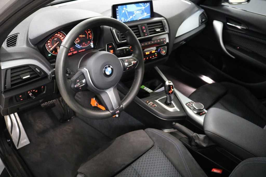 BMW-1-SERIE-118I CORP. L. EXECUTIVE-M-SPORT-1e EIGEN.-DEALER ONDERHOUDEN-ORG.NL