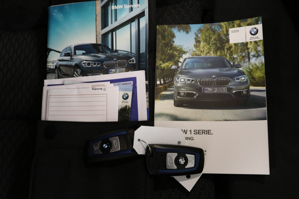 BMW-1-SERIE-118I CORP. L. EXECUTIVE-M-SPORT-1e EIGEN.-DEALER ONDERHOUDEN-ORG.NL