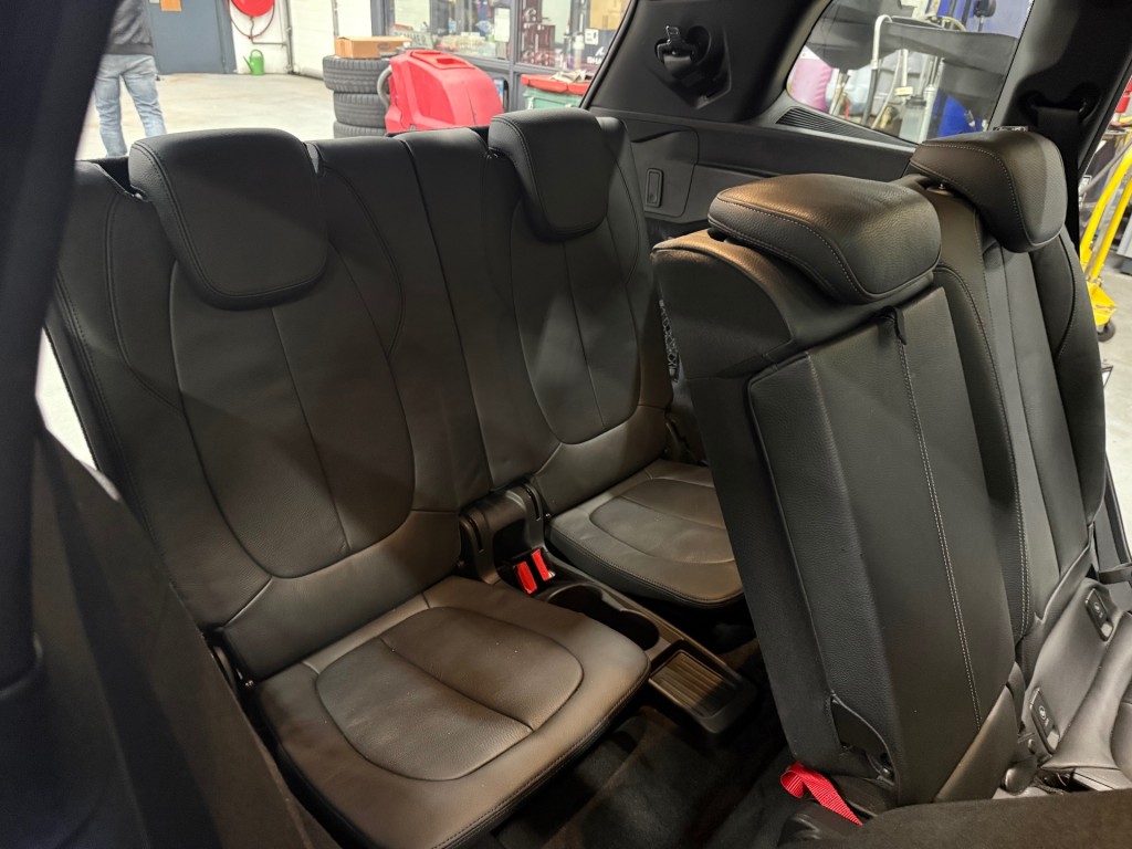 BMW-2-SERIE GRAN TOURER-218I SPORT 7 Persoon .zeer nette auto-Panorama ,Leer.