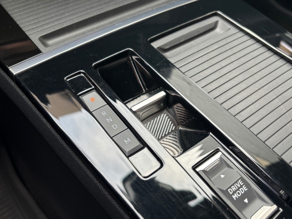 OPEL-ASTRA-1.2 GS AUTOMAAT 130PK NAVI PDC-CAMERA WINTERPACK.